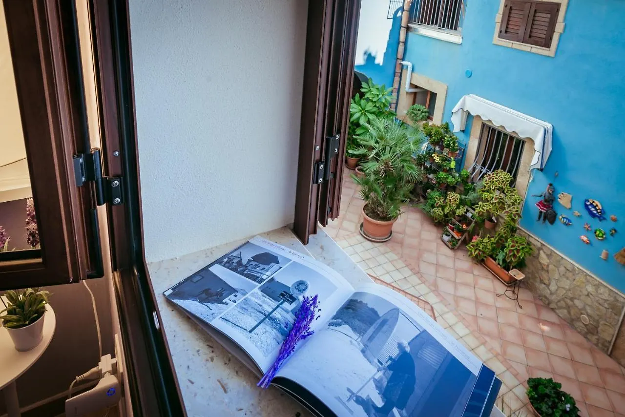 La Finestra Sul Cortile B&B Sciacca