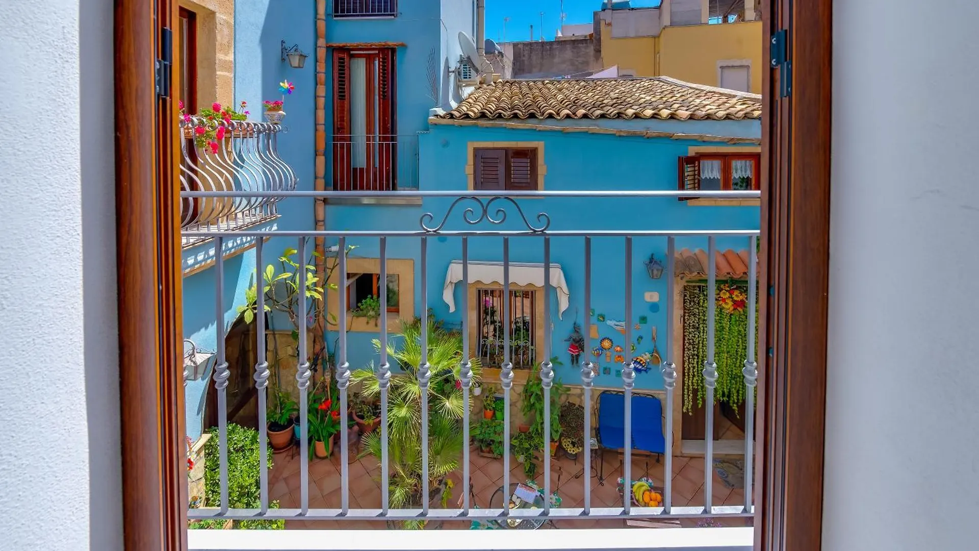 La Finestra Sul Cortile B&B Sciacca