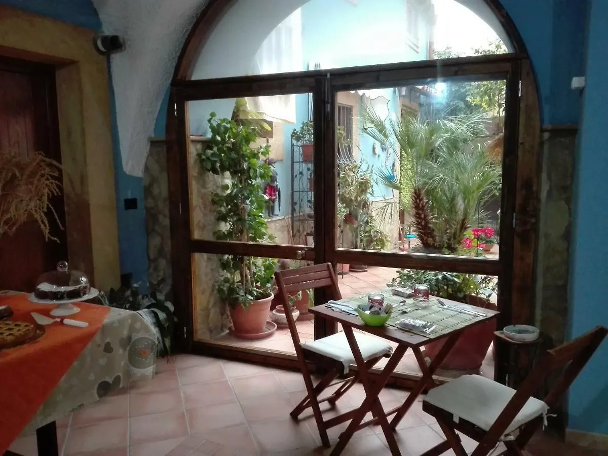Bed and breakfast La Finestra Sul Cortile B&B Sciacca