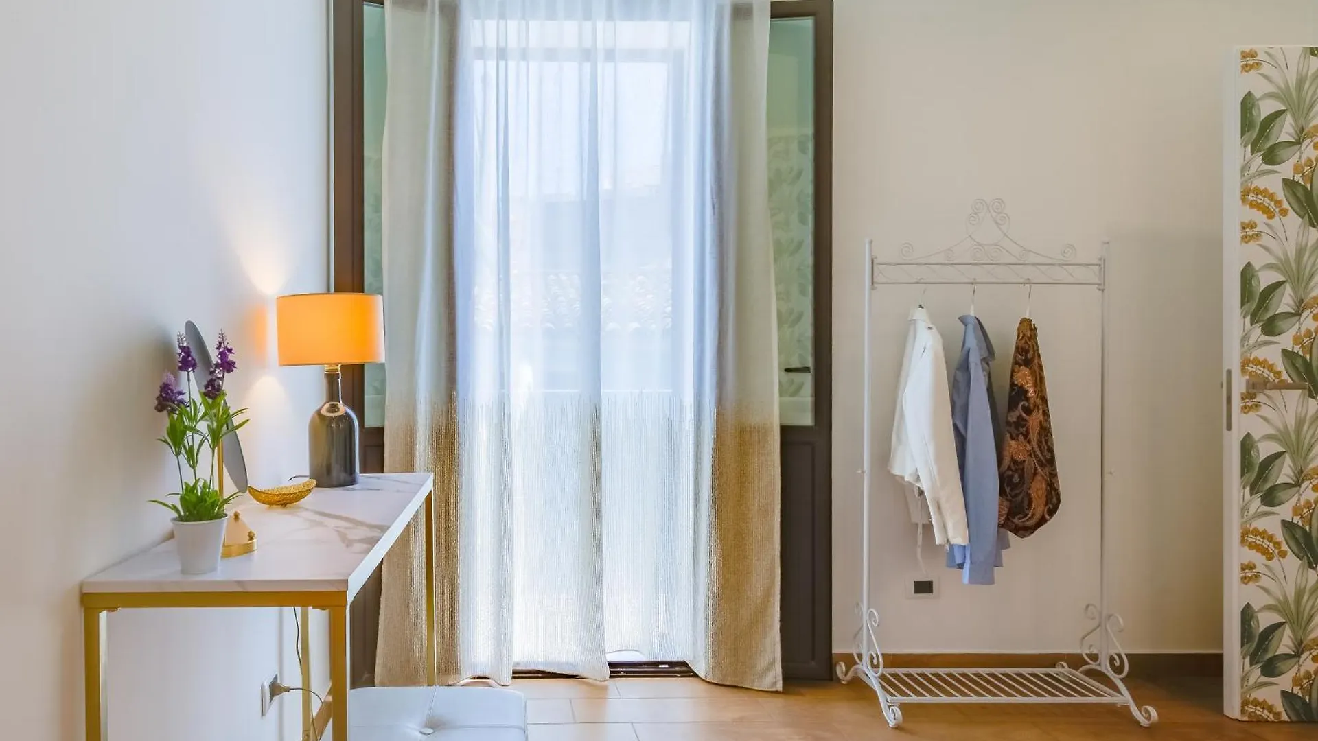 La Finestra Sul Cortile B&B Sciacca Bed & Breakfast